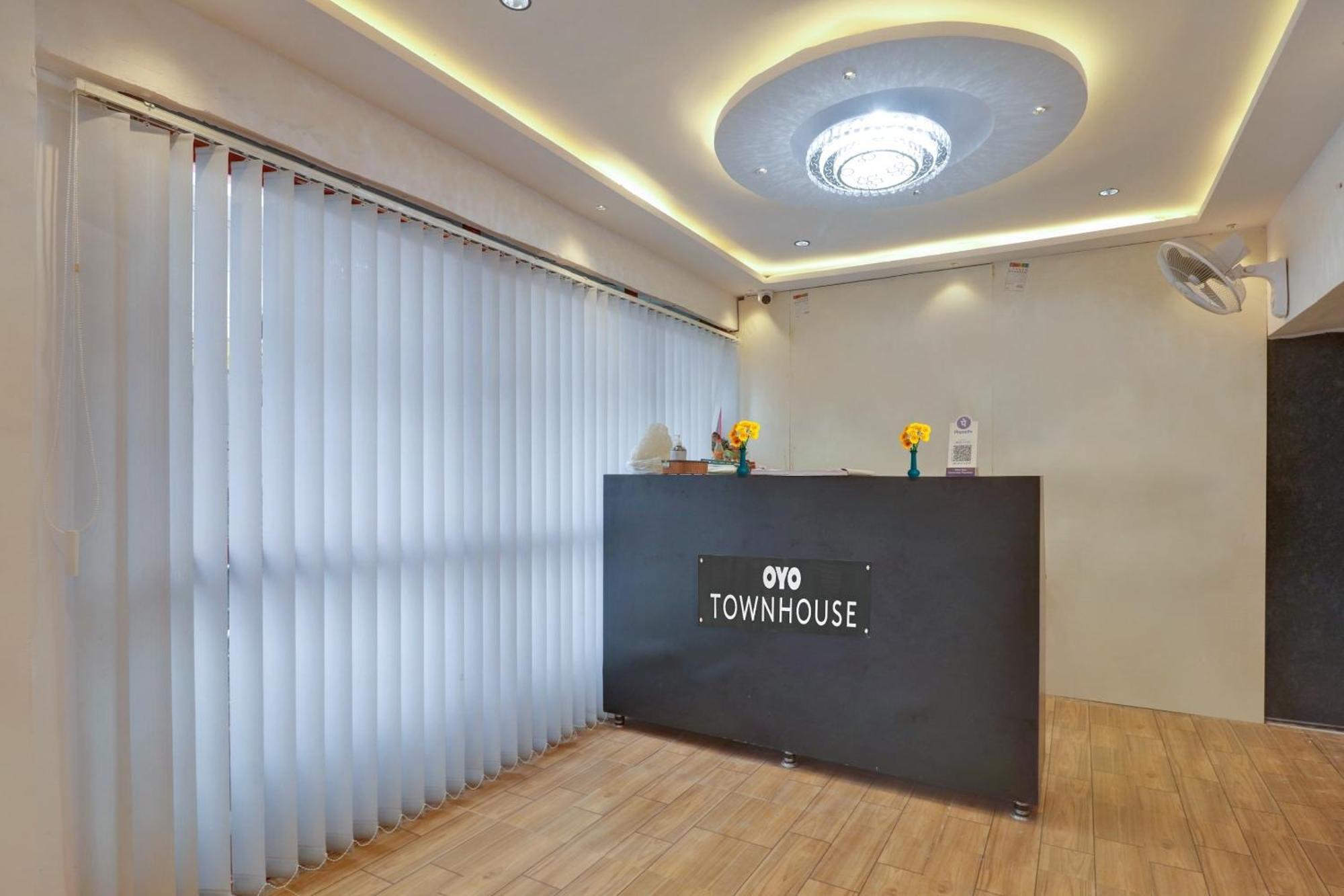 Townhouse S Continental Hotel Hyderabad Exterior photo